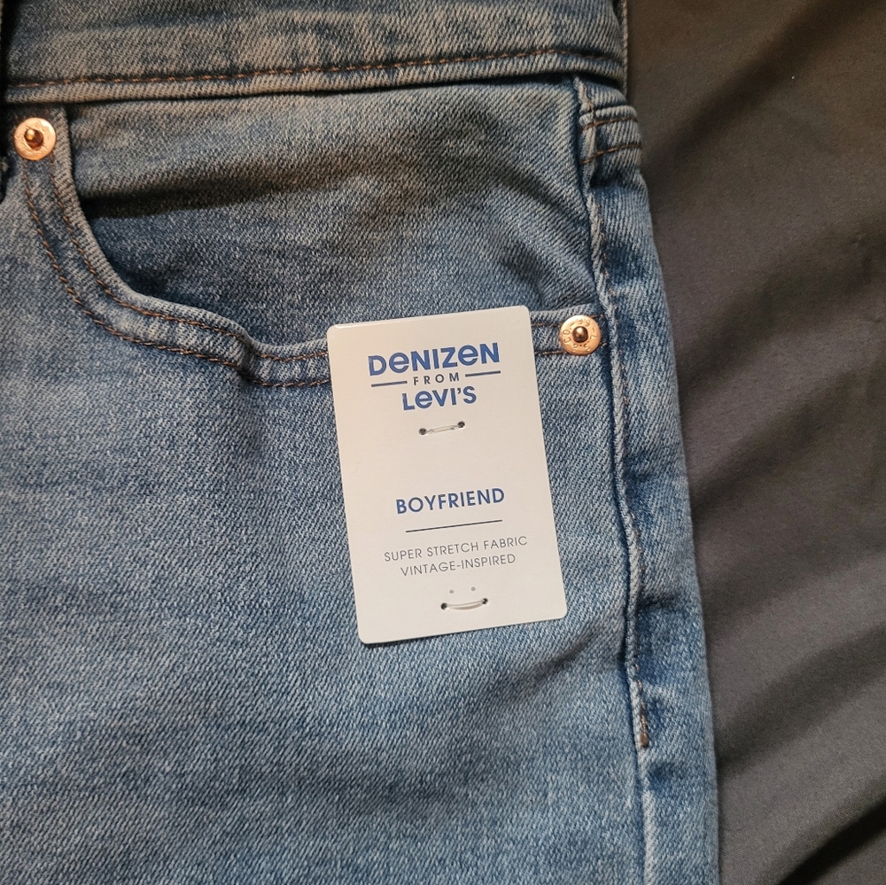 Women's Denizen By Levi Boyfriend Jeans Size 4 - Picture 3 of 6